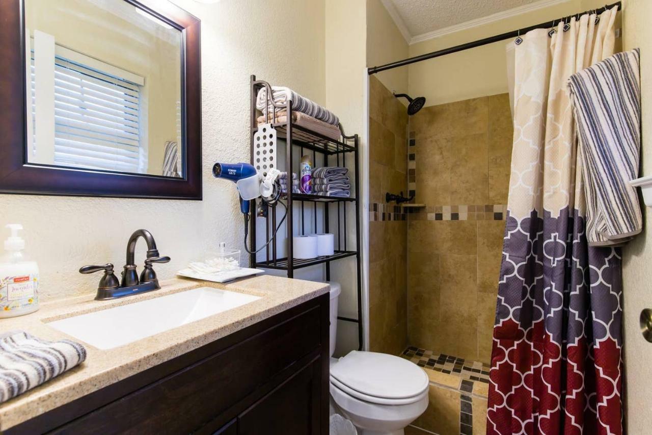 Oasis Near Dfw Airport With Mediterranean Setting Irving Exterior foto